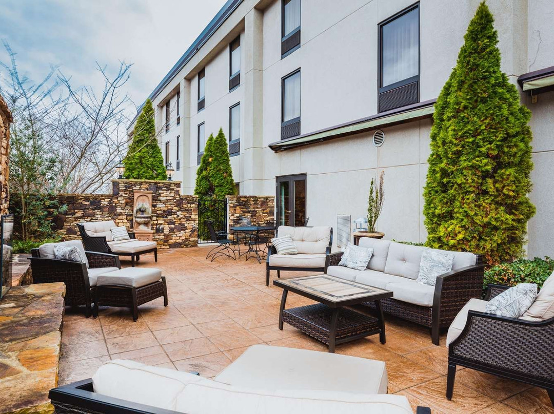 Hampton Inn Madison Huntsville Airport主图