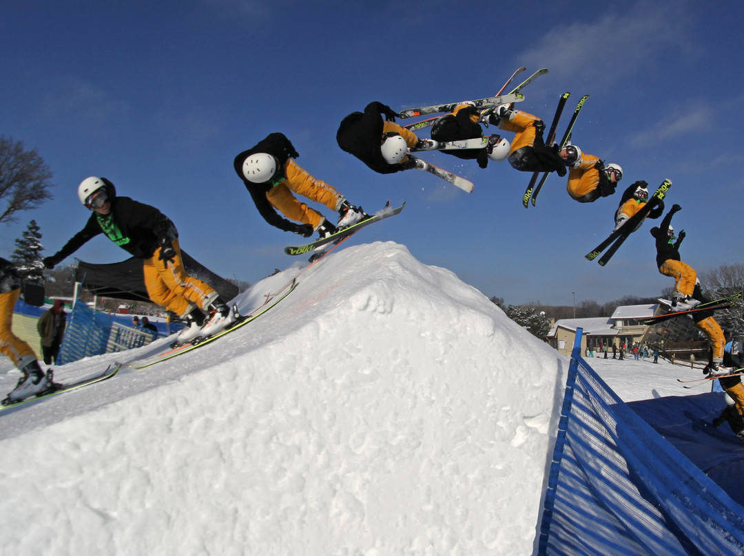 Buck Hill-Burnsville必去景点