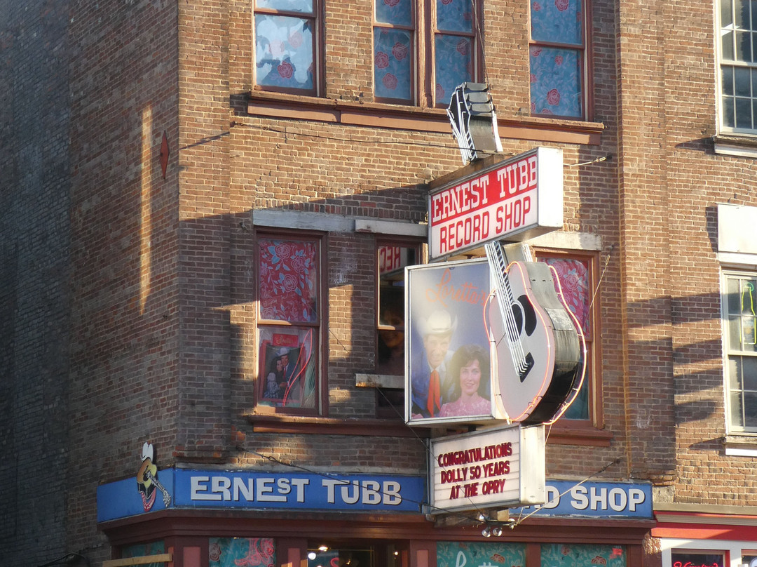 Ernest Tubb Record Shop景点图片