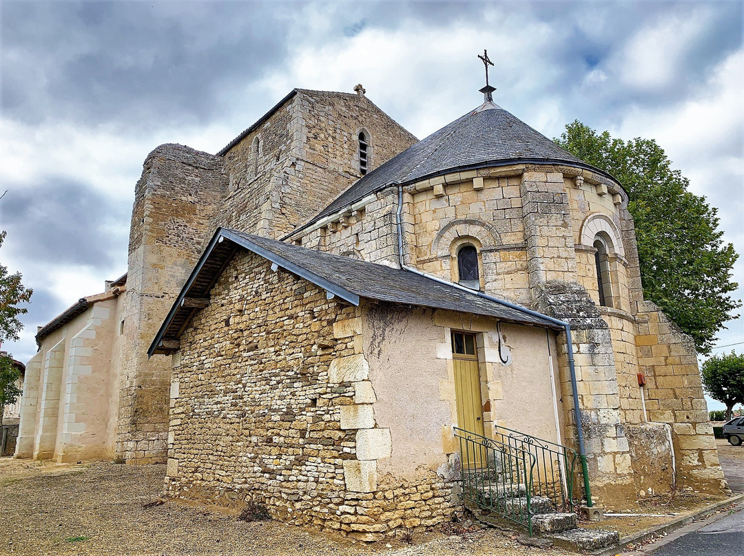 Eglise Saint-Pierre de Frontenay sur Dive景点图片