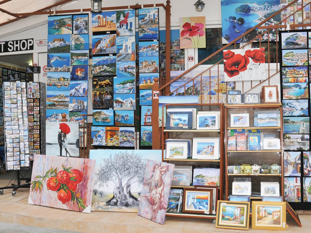 Art Gallery by Gatsias Art-Parga必去景点