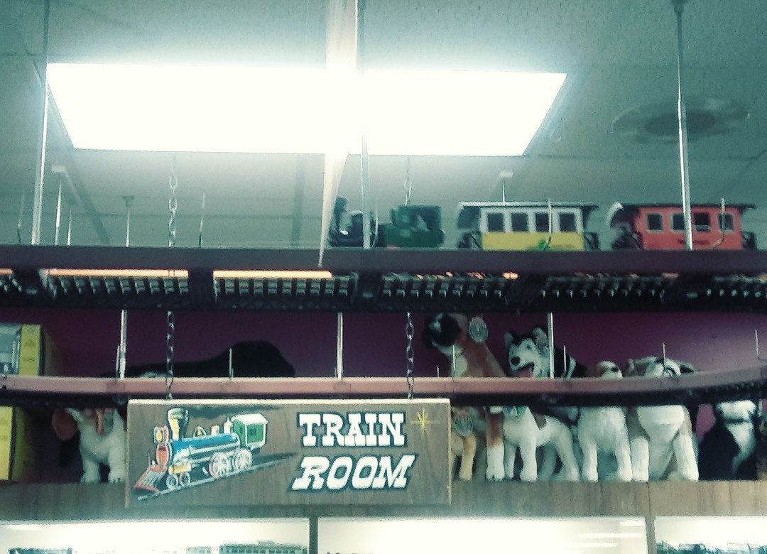 Saint Clair Shores旅游景点-Whistle Stop Hobby & Toy