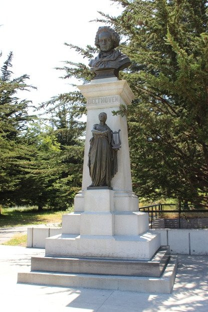 Hercules旅游景点-Beethoven