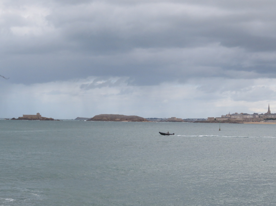 Pointe de la Malouine景点图片