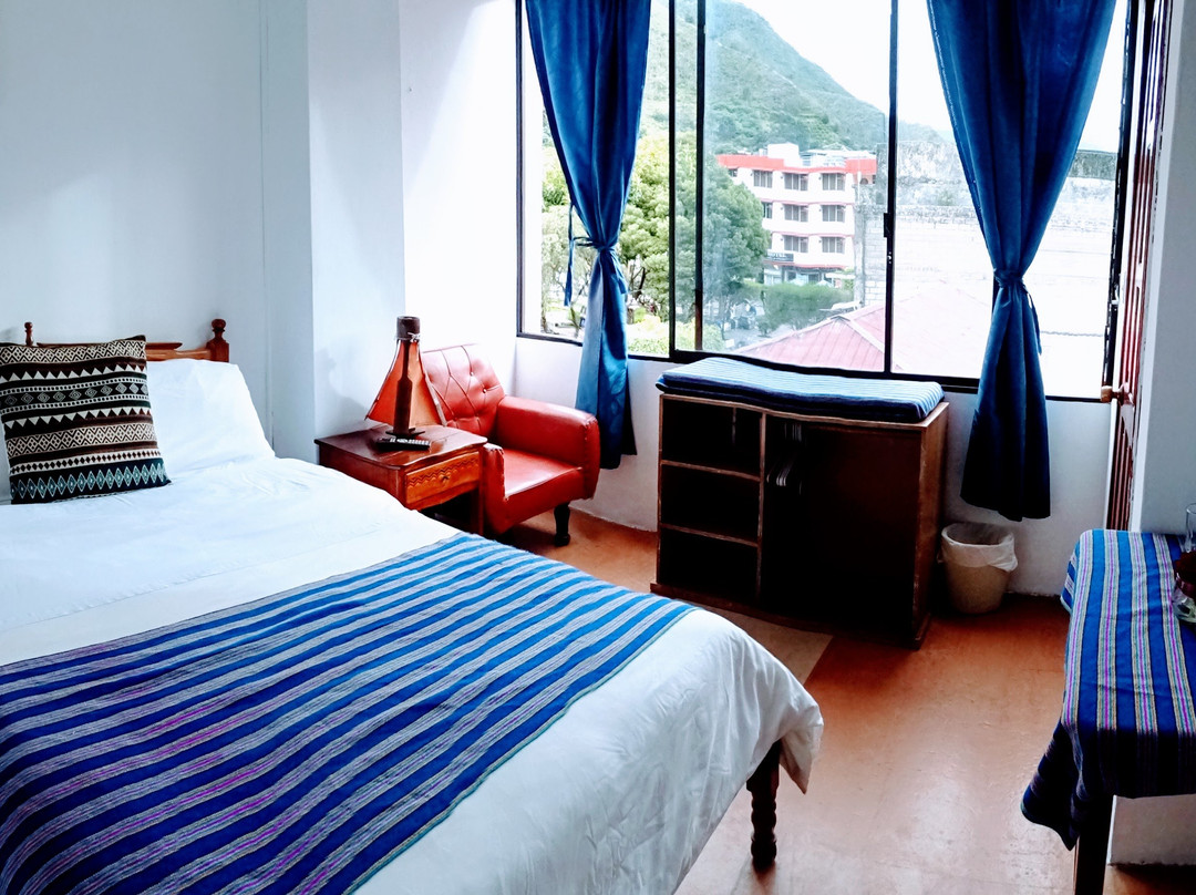 Erupcion Art Hotel & Hostel