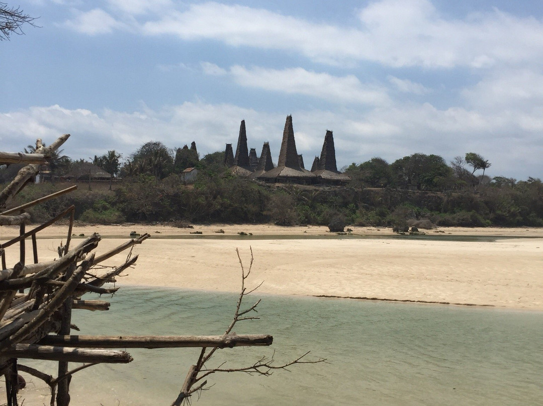 Kampung Adat Ratenggaro-松巴岛必去景点