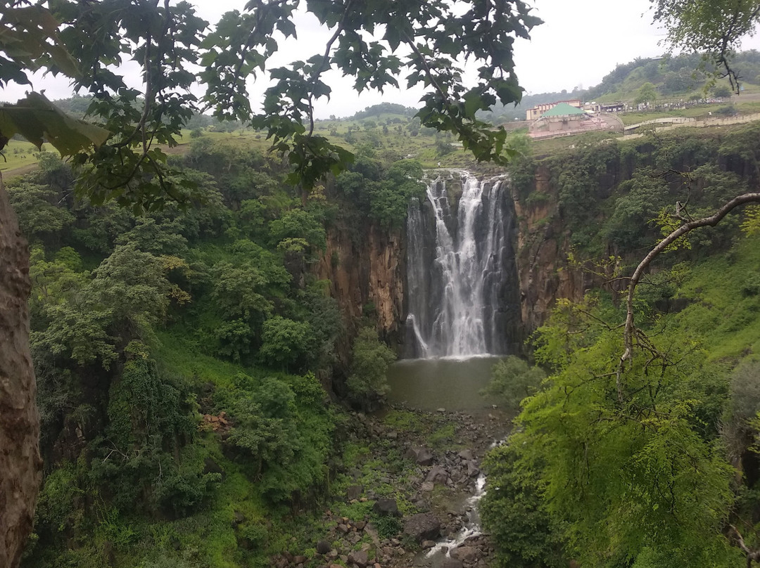 Patalpani Water Falls景点图片