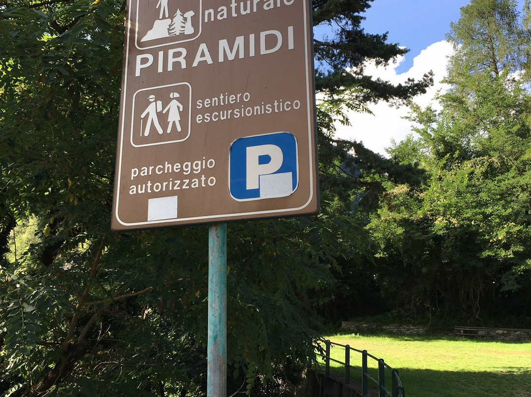 Piramidi di Postalesio-Postalesio必去景点