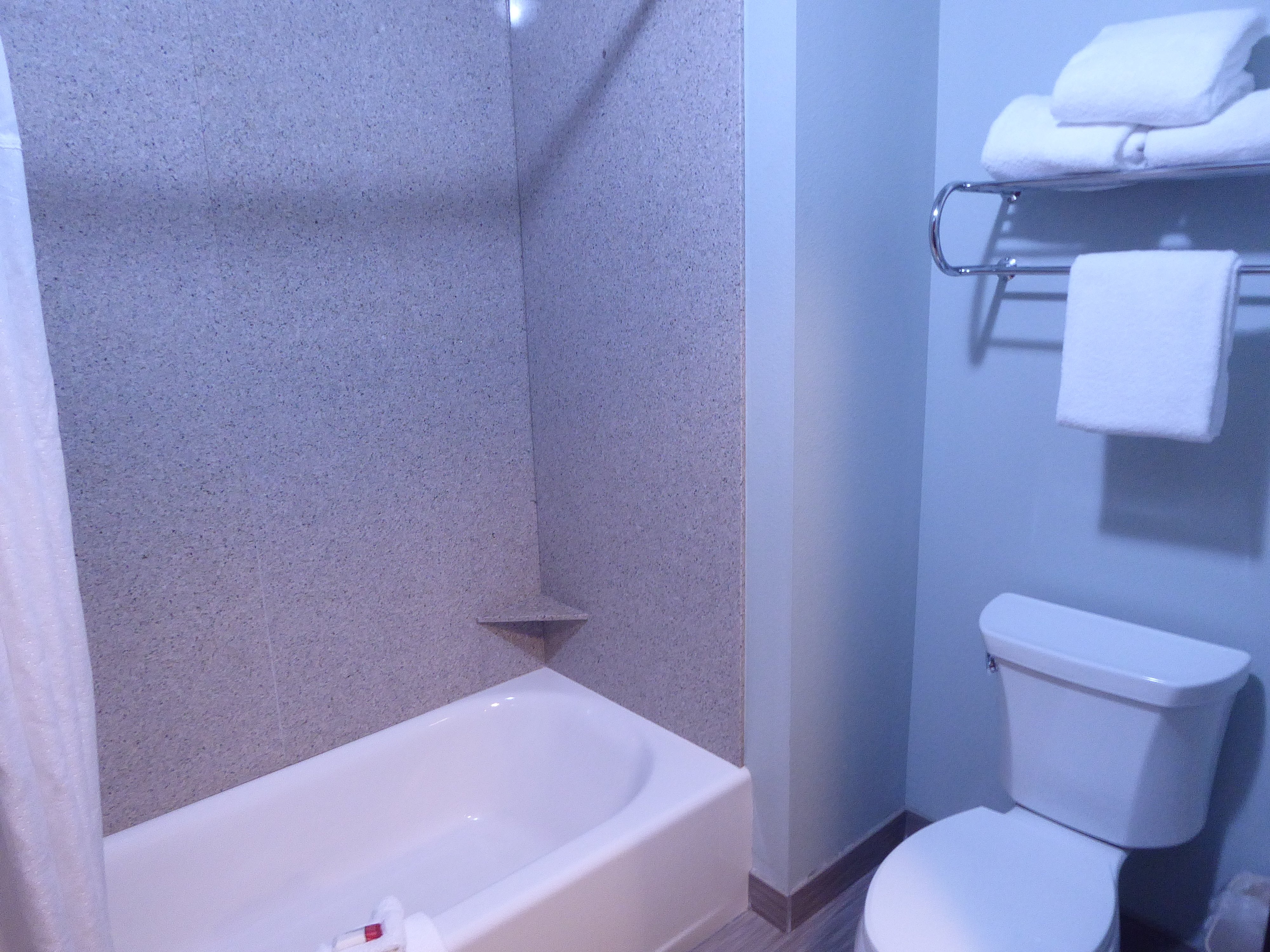 Baymont by Wyndham Rapid City-浴室