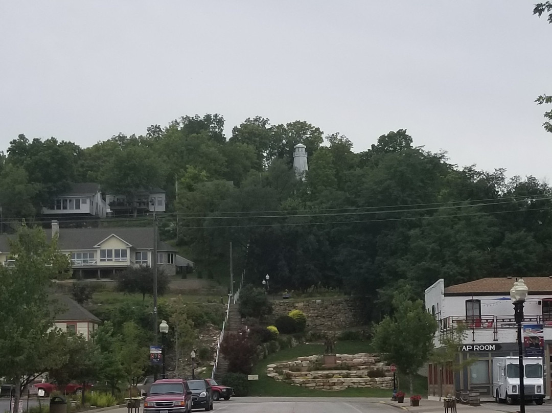 Mark Twain Memorial Lighthouse-汉尼拔必去景点