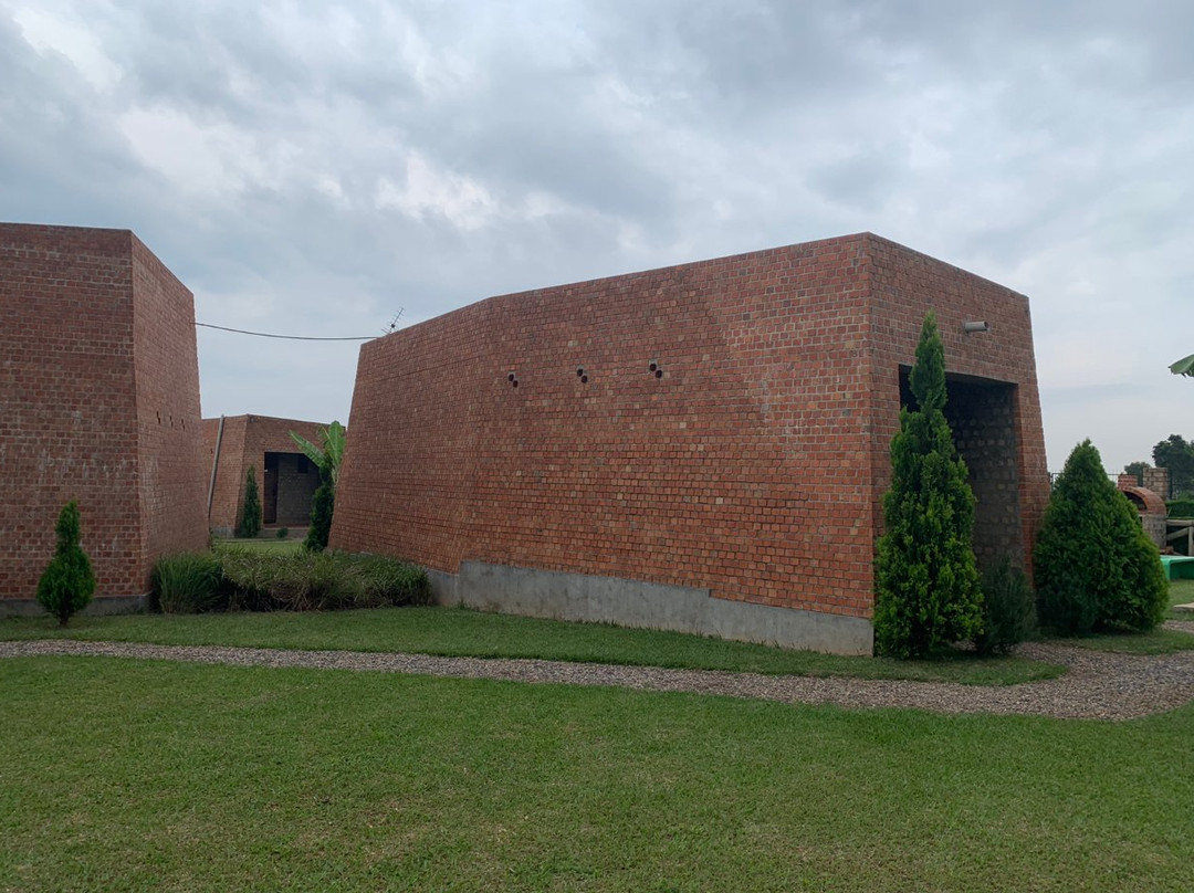 Buvi Lodge Limited主图