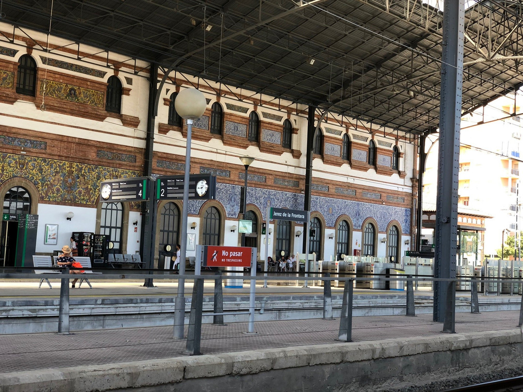 Jerez De La Frontera Railway Station景点图片