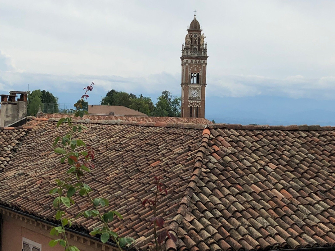 Torre Campanaria-蒙福特-达尔巴必去景点
