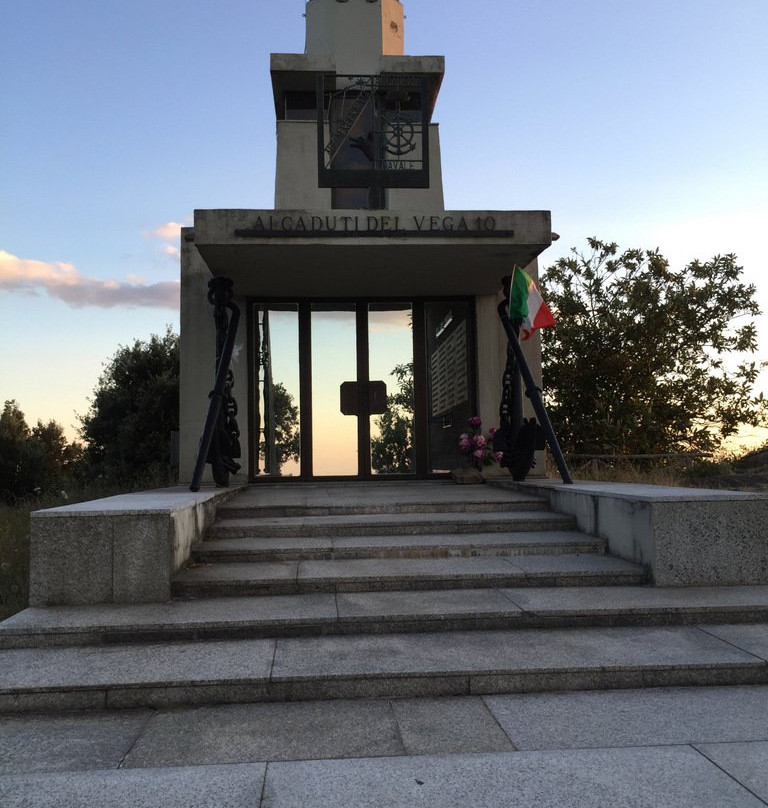 Monumento ai Caduti del Vega 10-Buti必去景点