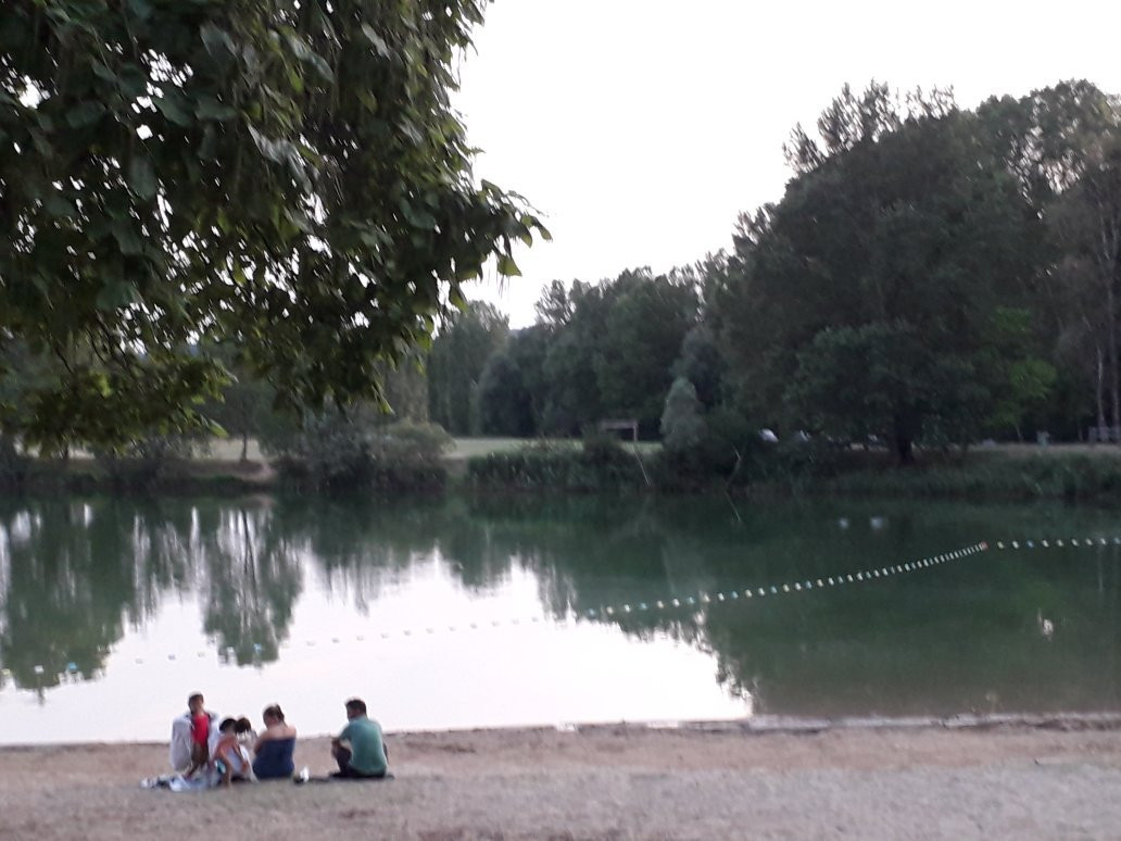 Lac des Vernets景点图片