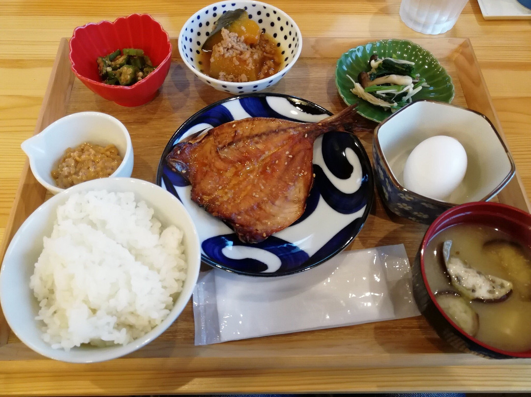 Serendip Hotel Goto主图