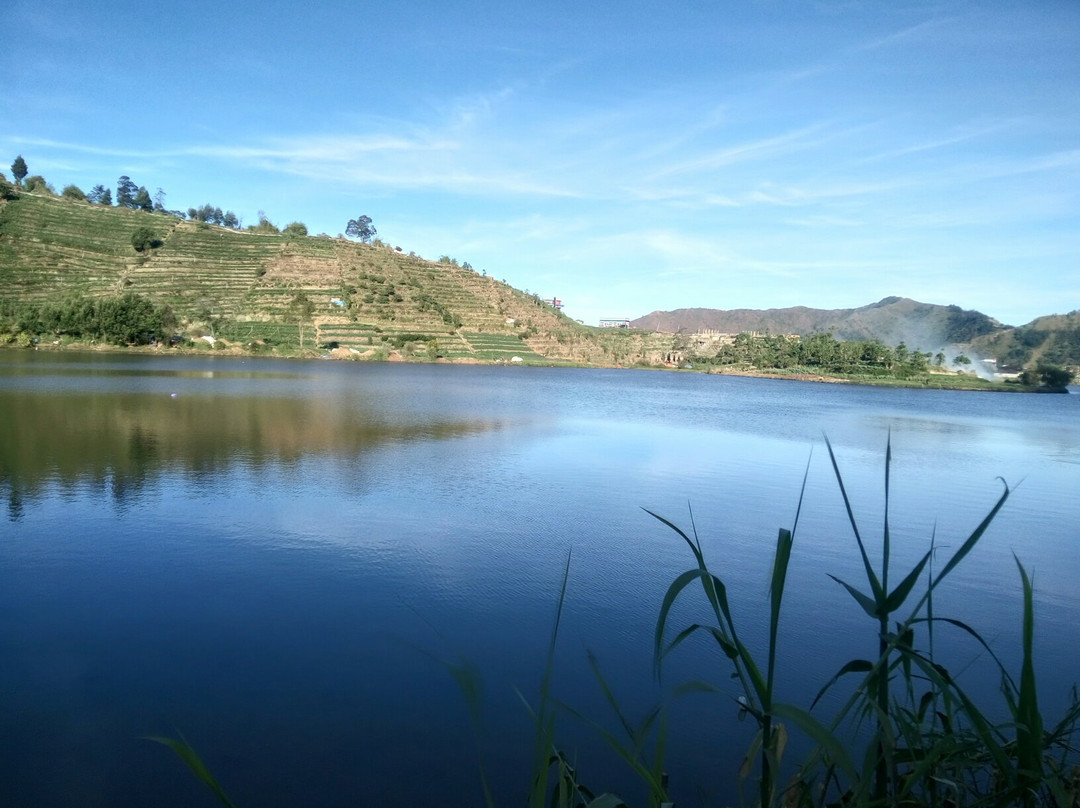 Cebong Lake景点图片