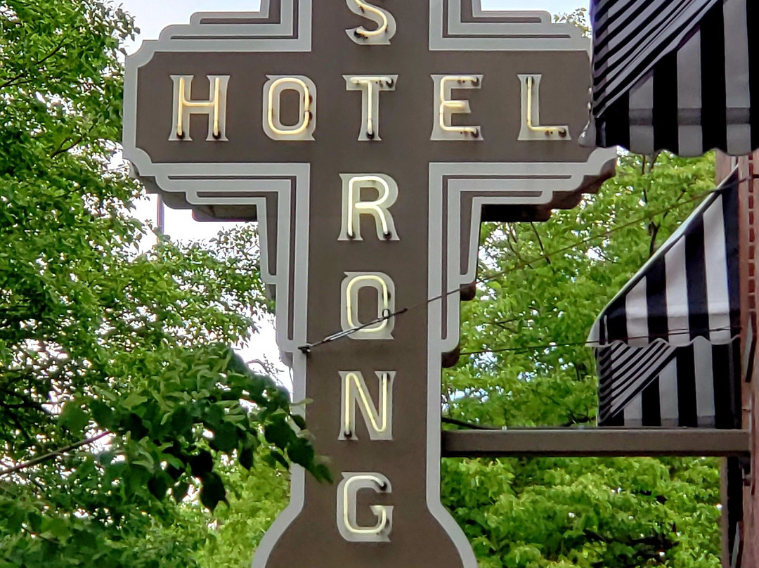 The Armstrong Hotel主图