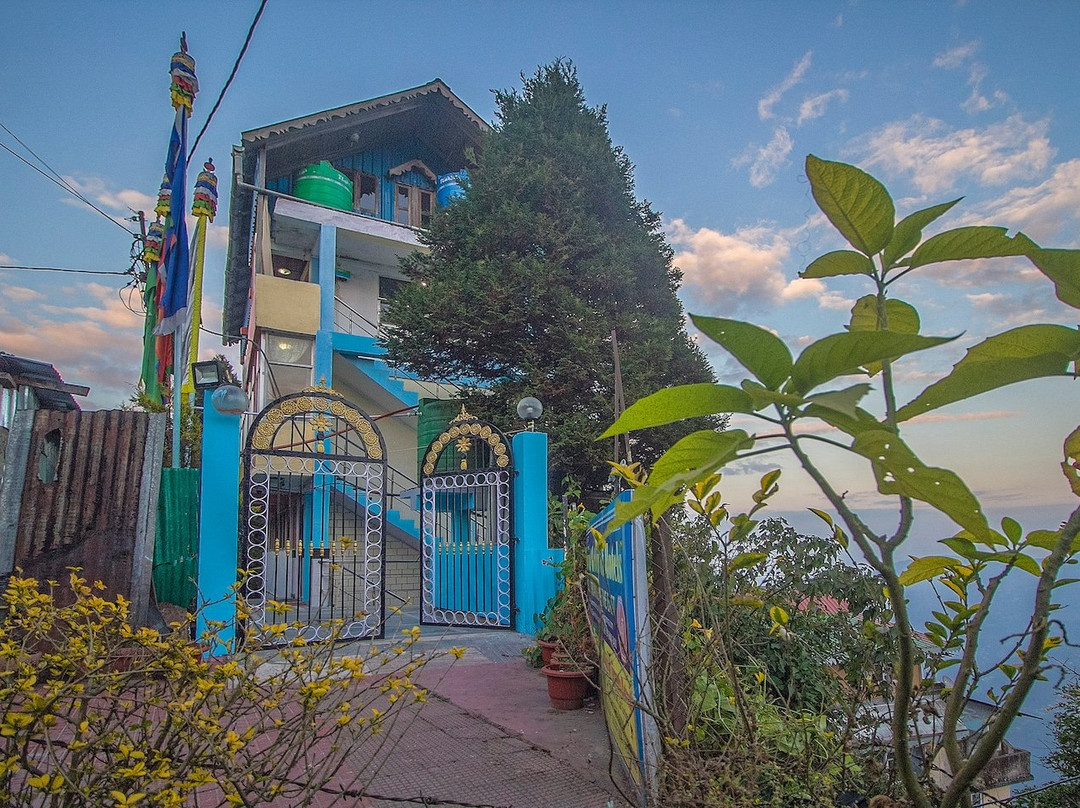 卫兰马别墅酒店主图