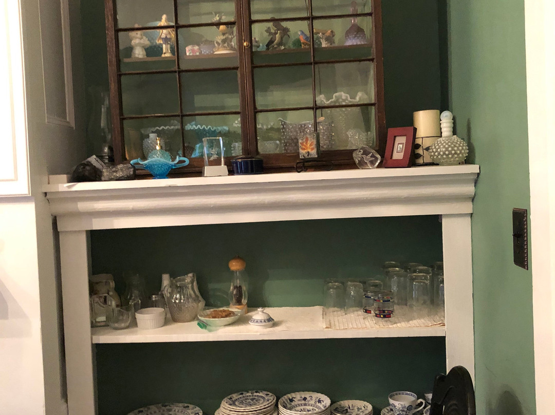 Peck Colonial House B&B主图