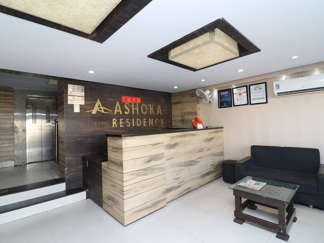 OYO 2422 Hotel Ashoka主图