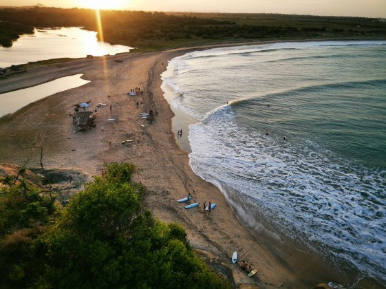 Excellent Surf School-阿鲁甘湾必去景点