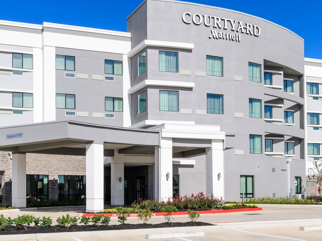 Courtyard by Marriott Lake Jackson主图