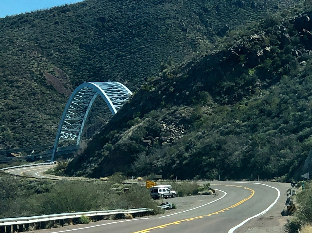 Theodore Roosevelt Lake Marina-Roosevelt必去景点