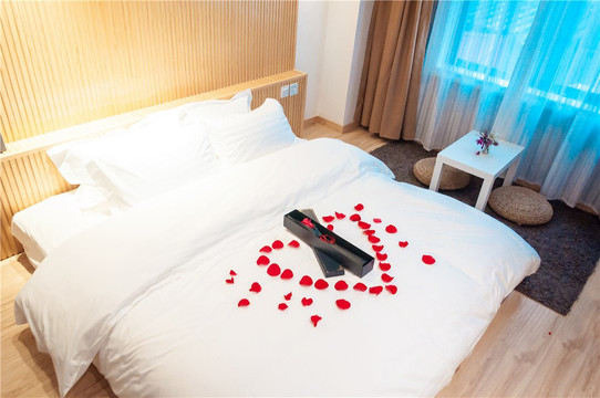 玛夏布鲁客栈主图