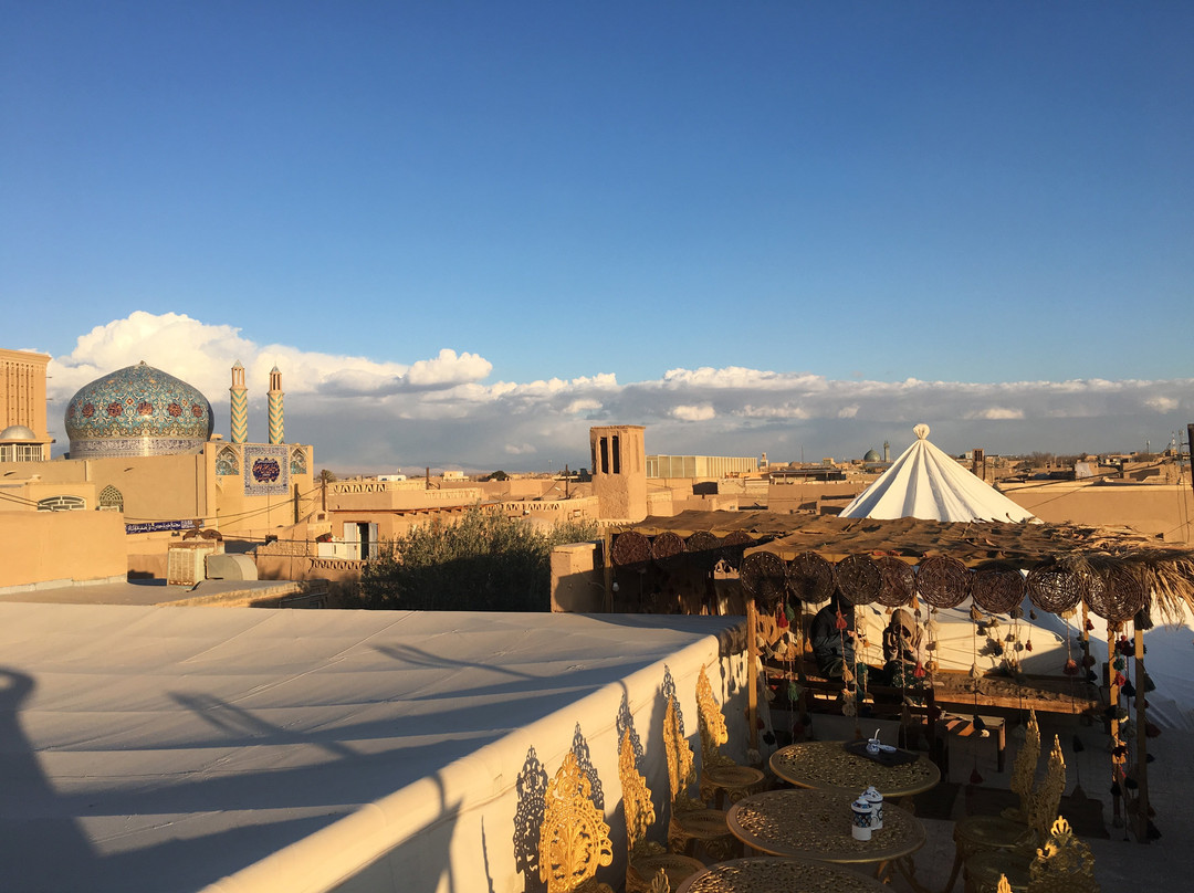 Tourist Library, Information center, roof view-亚兹德必去景点
