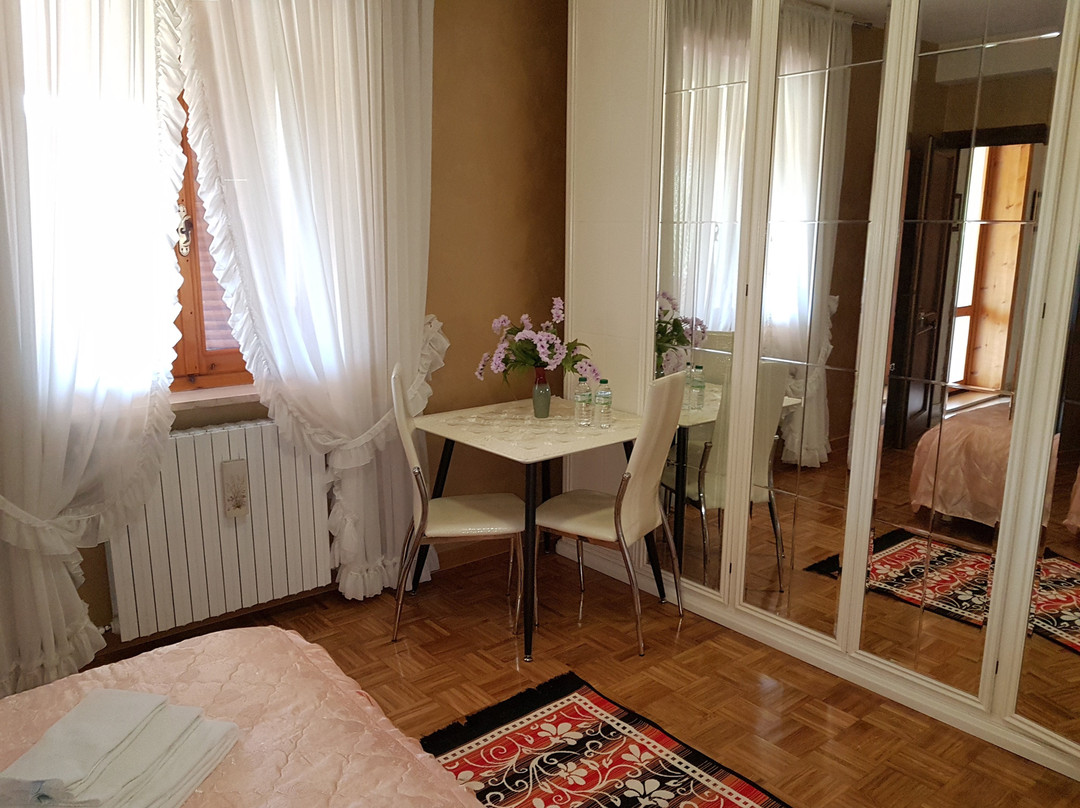 Rocca Ripesena酒店住宿-B&B il Terrazzo