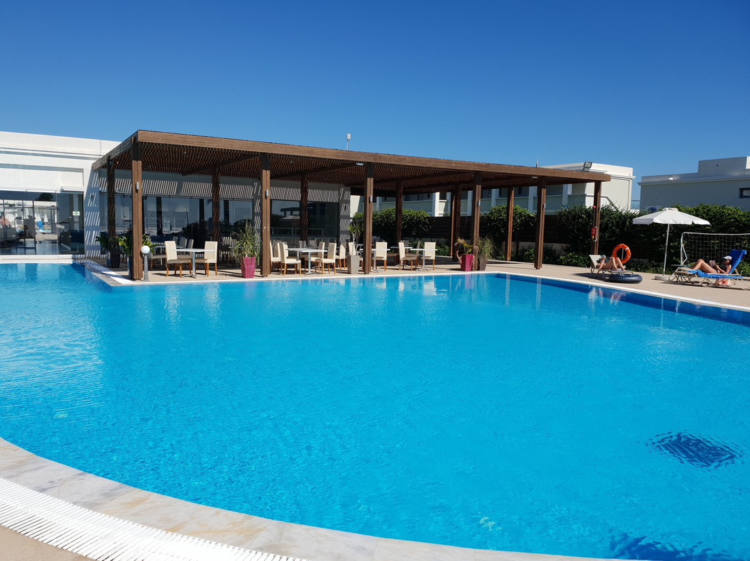 Asterias Beach Resort主图