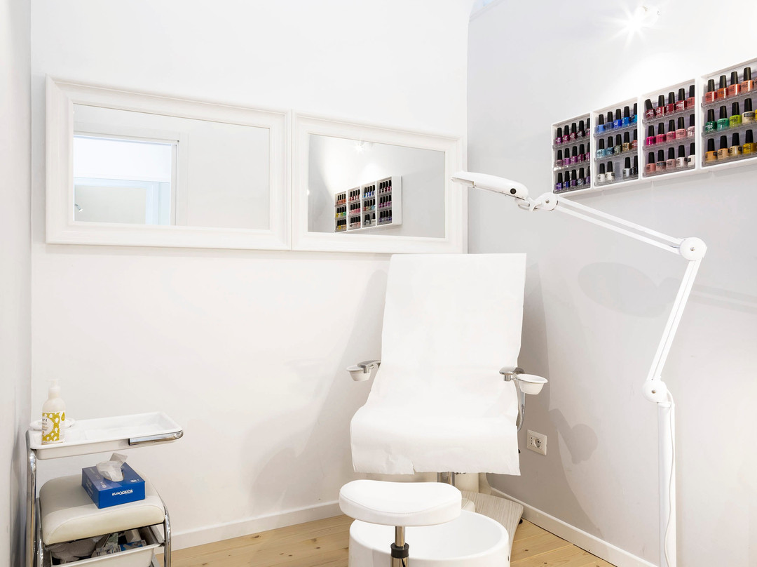 Delle Beauty Lounge-罗马必去景点