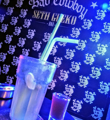 Seth Gueko Bar-芭东海滩必去景点