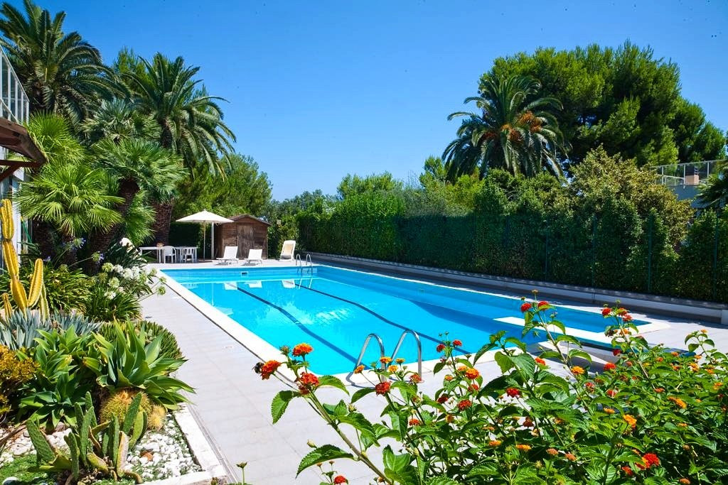 Torre a Mare酒店住宿-B&B Villa Anaclerio