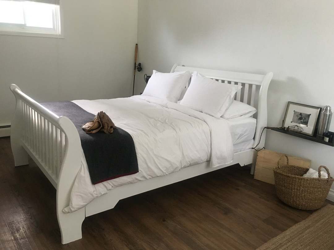 The Lakeside Motel主图