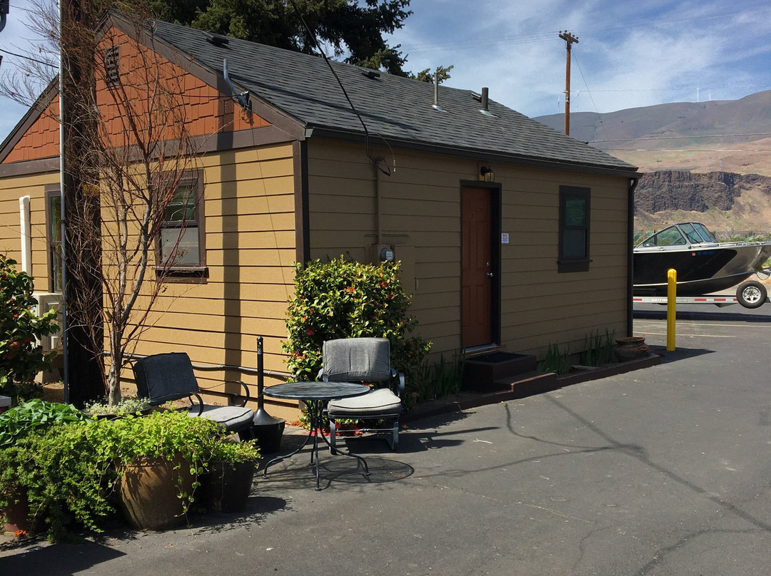 Rufus Hillview Inn主图