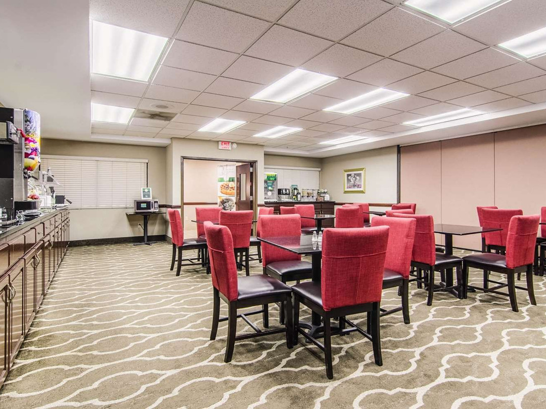 Quality Suites主图