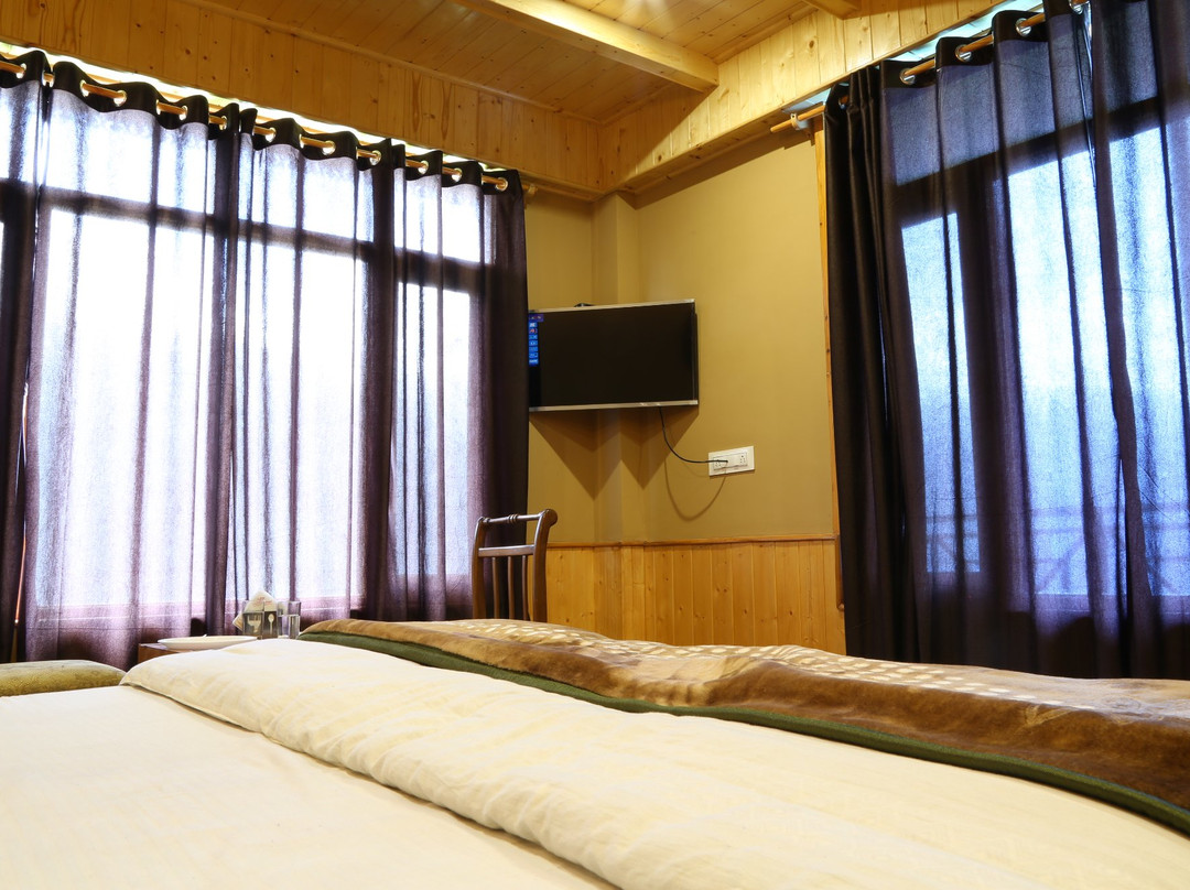 Hotel Kanyal Heights主图