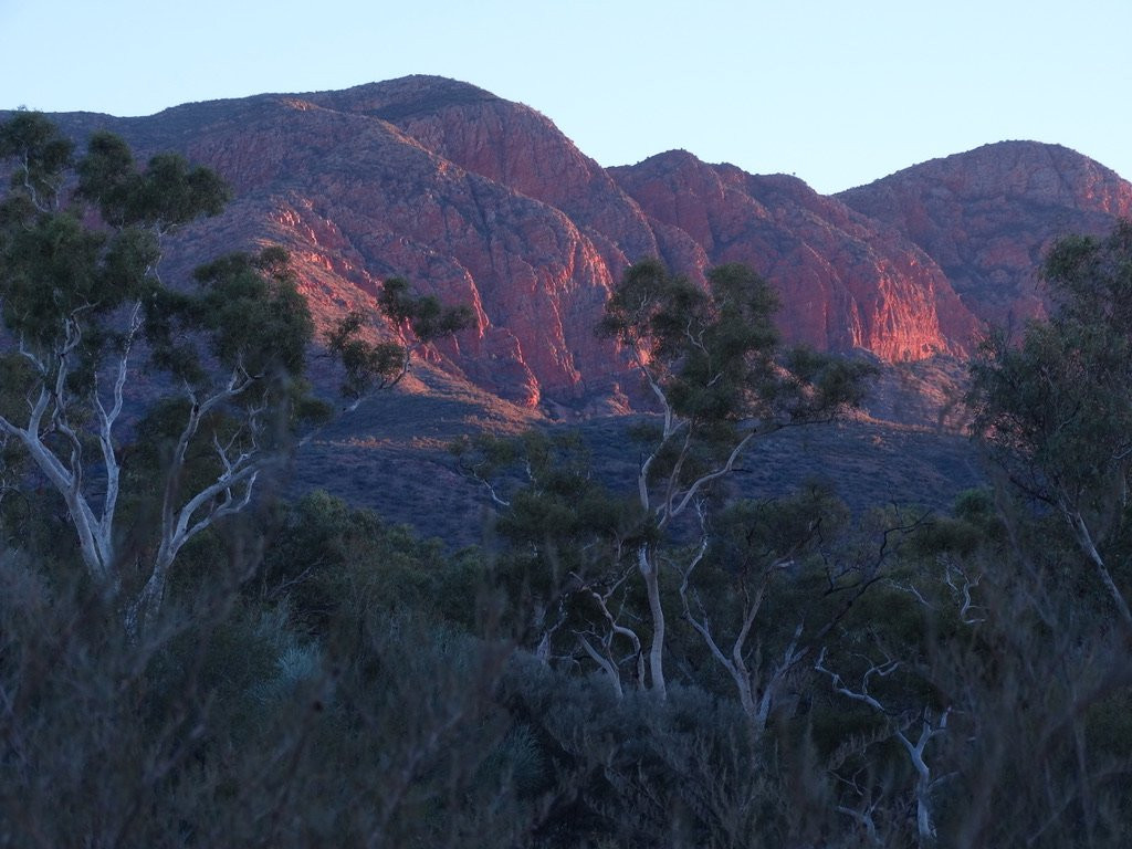 The Larapinta Trail景点图片