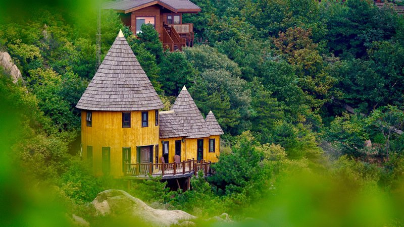 北京云峰山童话树屋主图