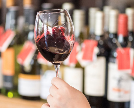 Enoteca Wine & Friends-布尔加斯必去景点