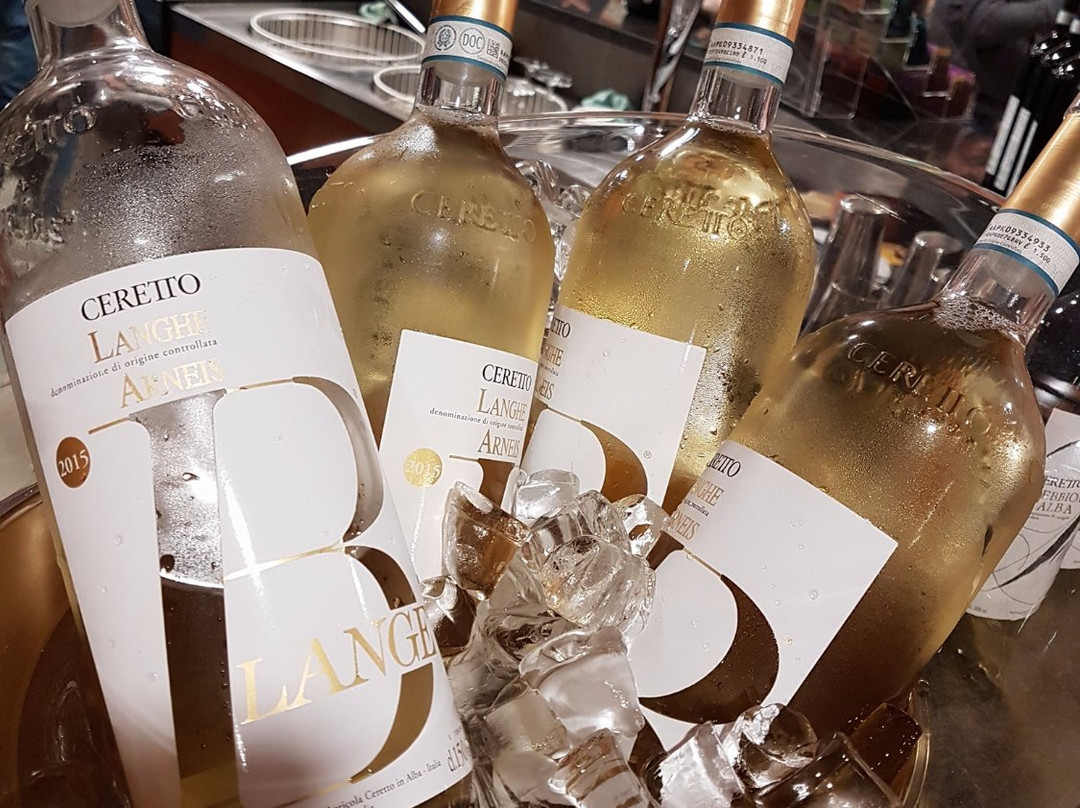 sporting bar-Masone必去景点