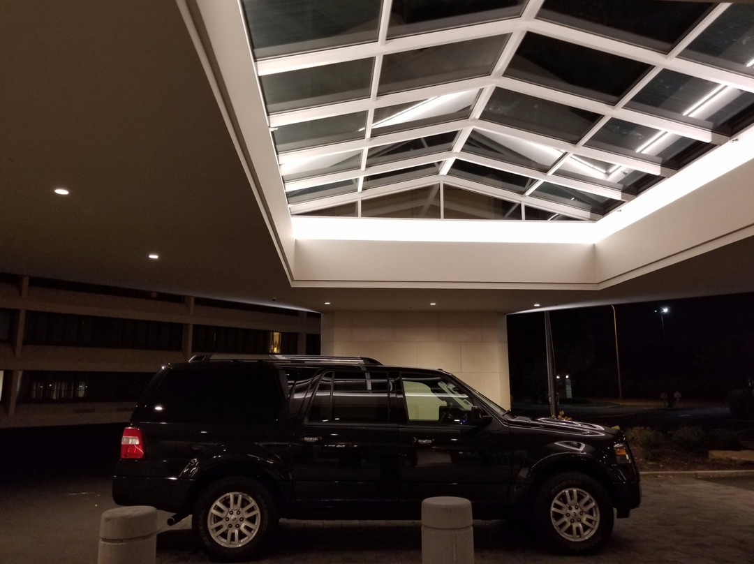 Garden City Taxi and Airport Service-加登市必去景点