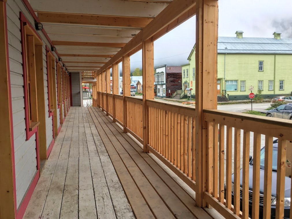 The Dawson City Bunkhouse主图