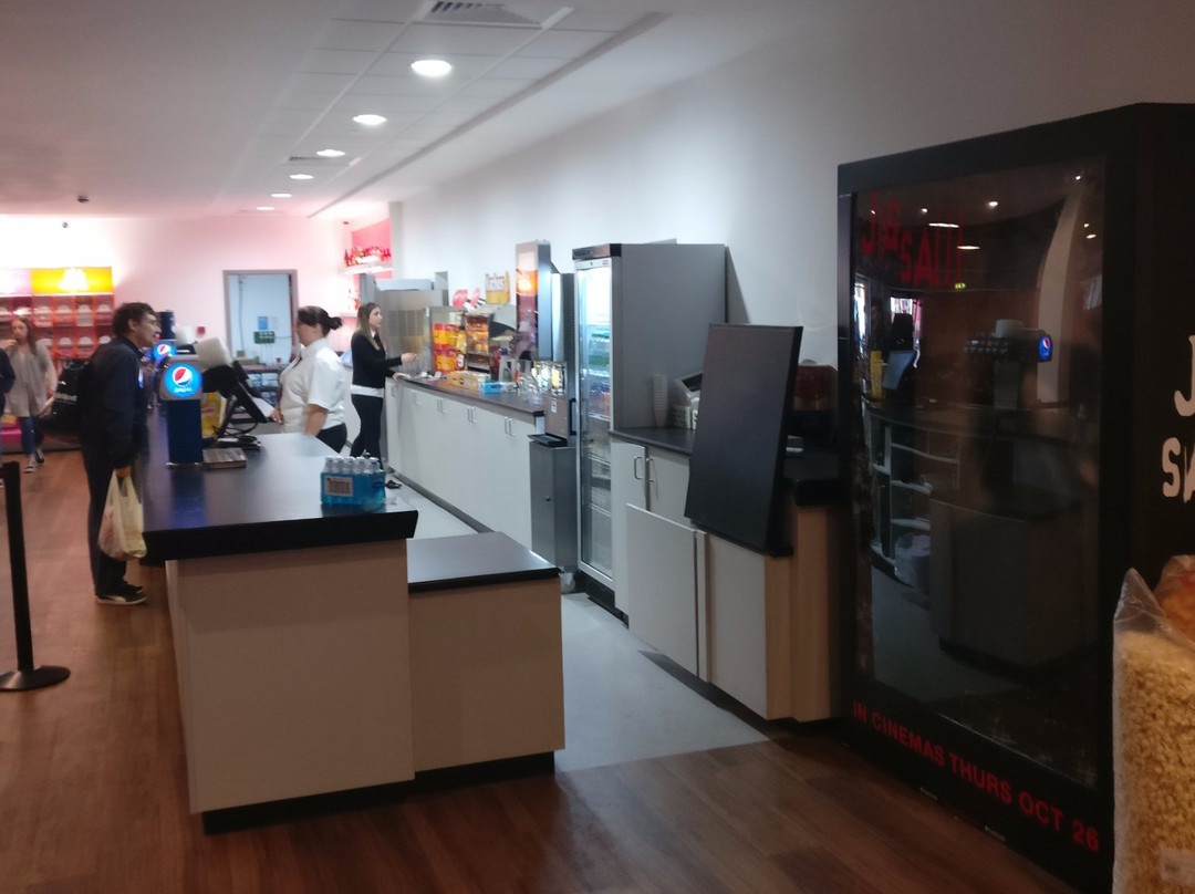 Hubberts Bridge旅游景点-West End Cinema