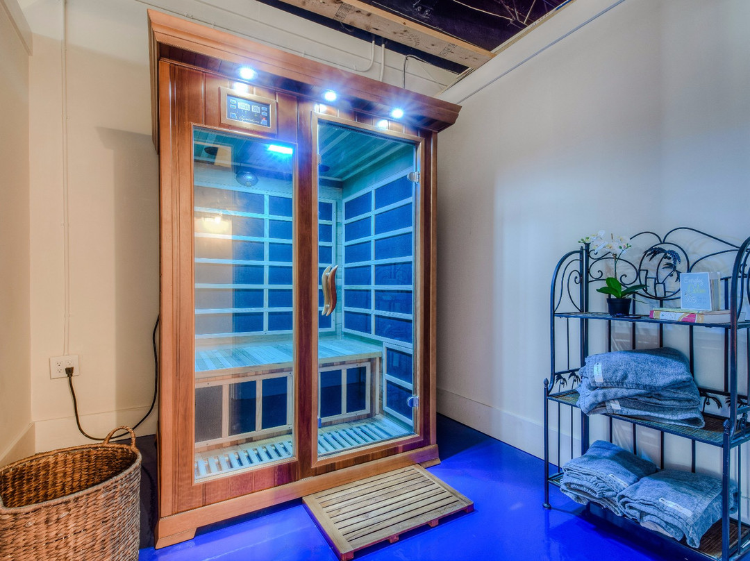 Transitions Float Studio-朱诺海滩必去景点