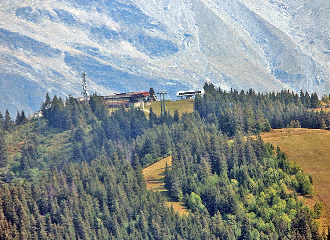 Les Portes du Mont-Blanc景点图片