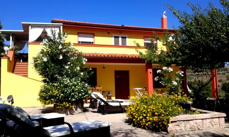 Bosa Marina酒店住宿-Bed & Breakfast Il Rosmarino