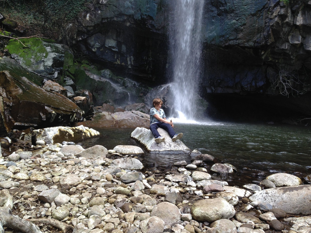 Su Ucuran Selalesi-阿利亚加必去景点